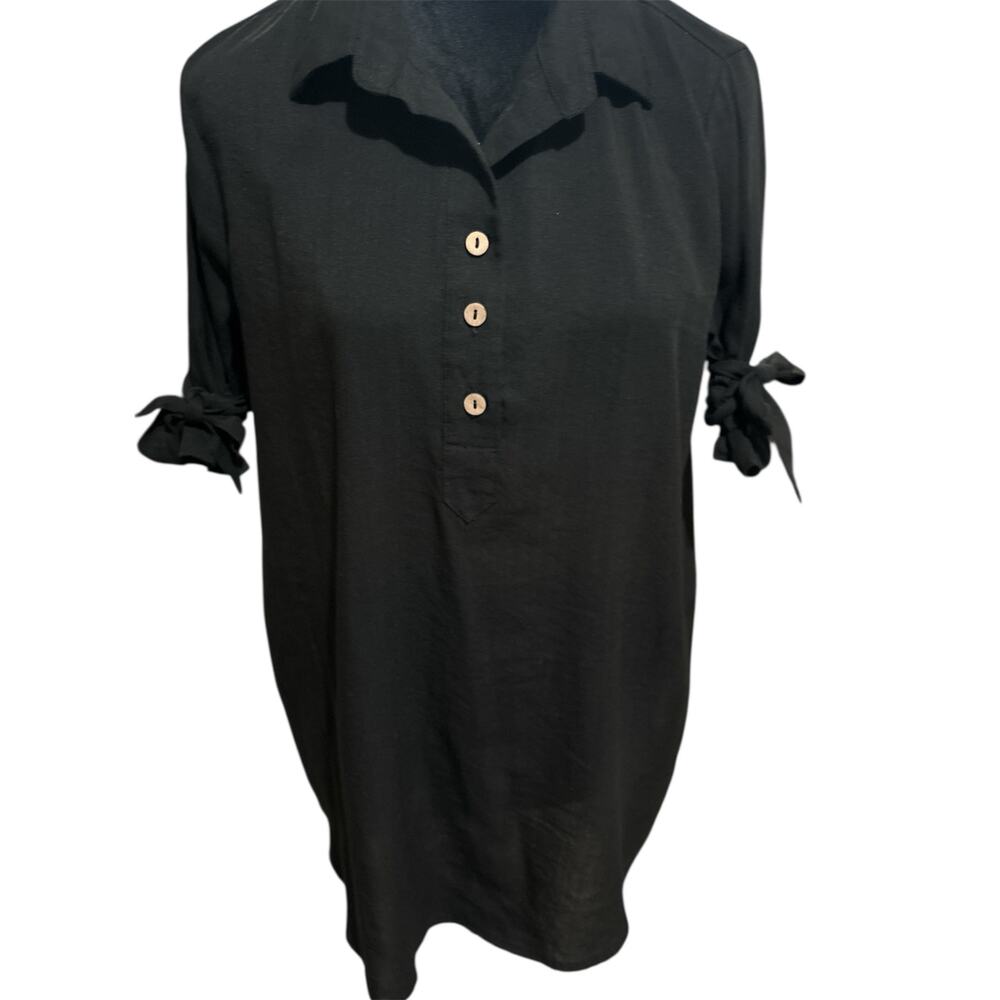 Doe & Rae Black Collared Half Sleeve Top – EUC, Size M